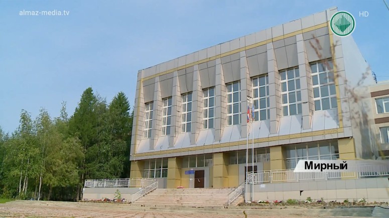 400 миллионов рублей выделено на ремонт школ Мирнинского района