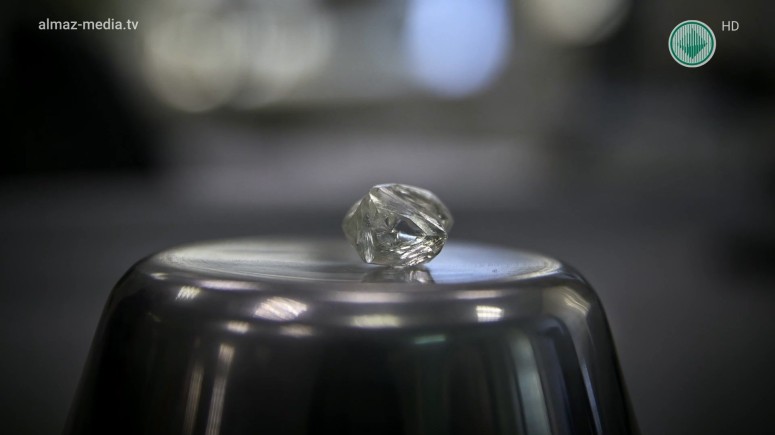 На Верхне-Мунском месторождении добыли первый крупный алмаз