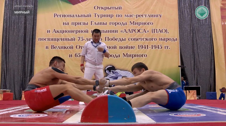 3-й Региональный турнир по мас-рестлингу в Мирном собрал больше сотни спортсменов