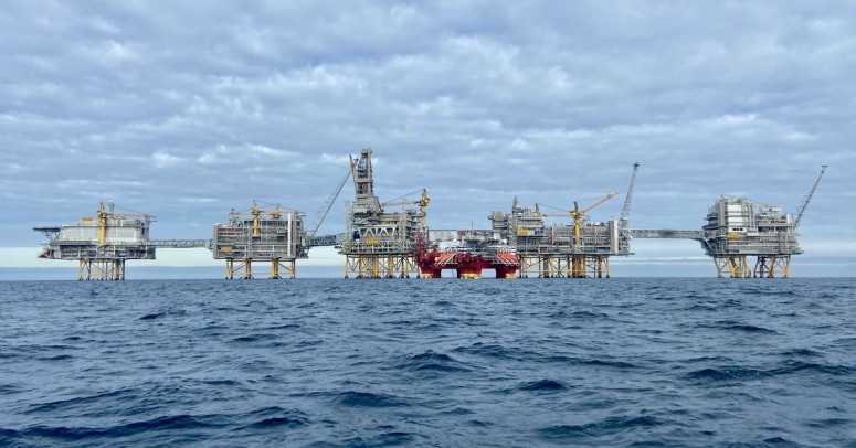 Россия будет развивать морскую добычу нефти и газа