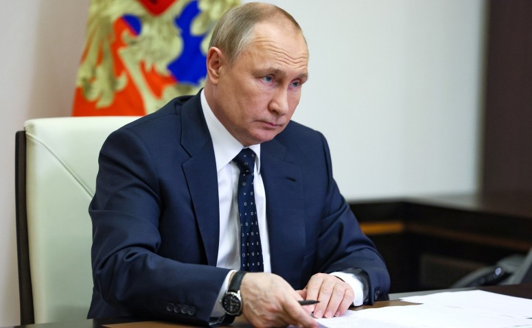 Путин поручил обеспечить проведение Всероссийского форума наставников с 2024 года