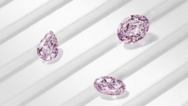 АЛРОСА впервые покажет коллекцию редких розовых бриллиантов